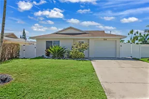 724 100th Ave N, Naples, FL 34108 - Photo 3