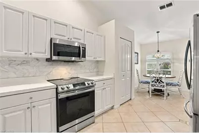 5253 Whitten Dr, Naples, FL 34104 - Photo 11