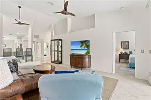 5253 Whitten Dr, Naples, FL 34104 - Photo 19