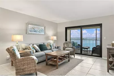 2711 1st St #403, Fort Myers, FL 33916 - Photo 3