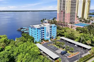 2711 1st St, Fort Myers, FL 33916 - Photo 9