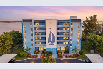 2711 1st St #403, Fort Myers, FL 33916 - Photo 5