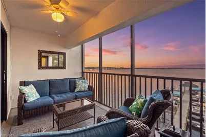 2711 1st St #403, Fort Myers, FL 33916 - Photo 1