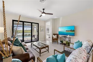 12041 Canal Grande Dr, Fort Myers, FL 33913 - Photo 9
