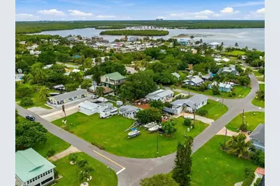 Tbd Goodland Dr E & Mango, Goodland, FL 34140 - Photo 3