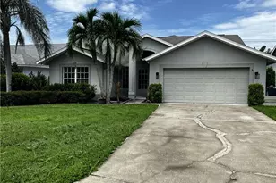 18072 Horseshoe Bay Cir, Fort Myers, FL 33967 - Photo 1