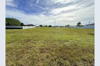 2303 NE 21st Ave, Cape Coral, FL 33909 - Photo 1