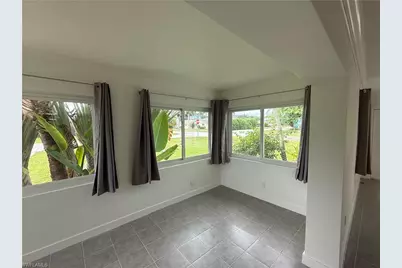 701 107th Ave N, Naples, FL 34108 - Photo 9