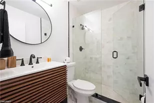 507 14th St N, Naples, FL 34102 - Photo 11