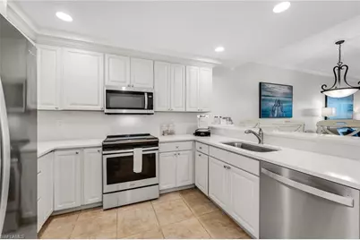 221 9th St S #123, Naples, FL 34102 - Photo 5