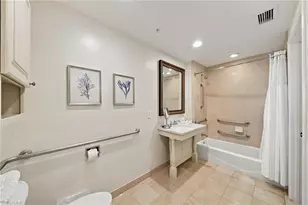 221 9th St S, Naples, FL 34102 - Photo 23