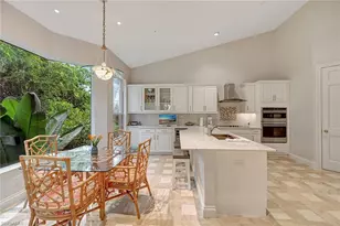 265 Colonade Cir, Naples, FL 34103 - Photo 11