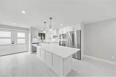 990 8th St S #1C, Naples, FL 34102 - Photo 5