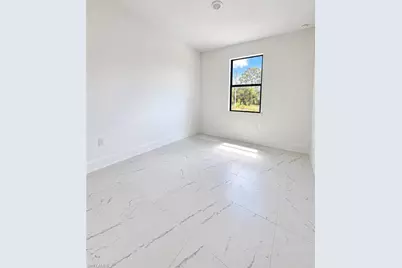 1103/1105 Dean St E, Lehigh Acres, FL 33974 - Photo 19
