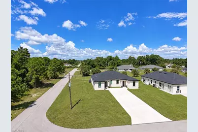 1103/1105 Dean St E, Lehigh Acres, FL 33974 - Photo 3