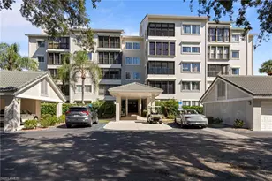 201 Arbor Lake Dr, Naples, FL 34110 - Photo 27