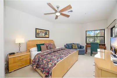 195 Vintage Cir #104, Naples, FL 34119 - Photo 13