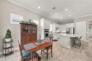 9724 Everglades Dr, Naples, FL 34120 - Photo 5