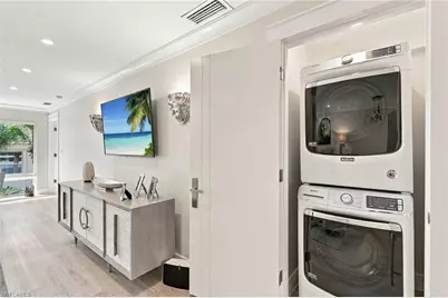 536 2nd St S #536, Naples, FL 34102 - Photo 11