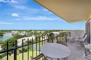 2150 Gulf Shore Blvd N, Naples, FL 34102 - Photo 25