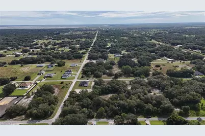 1621 Jackson Ave, Lehigh Acres, FL 33972 - Photo 5