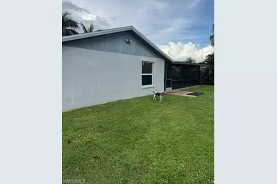 5060 31st Pl SW, Naples, FL 34116 - Photo 9