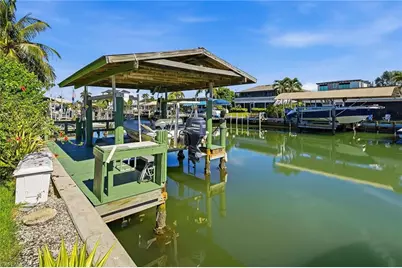131 San Salvador St, Naples, FL 34113 - Photo 5
