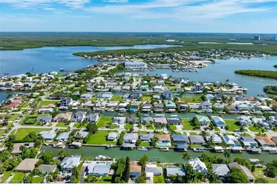 131 San Salvador St, Naples, FL 34113 - Photo 39