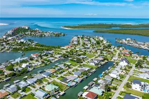 131 San Salvador St, Naples, FL 34113 - Photo 37