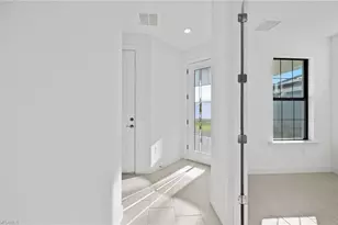 2151 Freemont Wy, Naples, FL 34120 - Photo 5