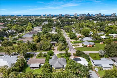 3892 14th St N, Naples, FL 34103 - Photo 35