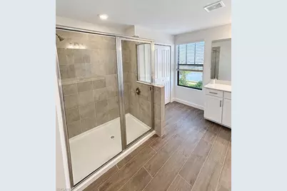 19397 Hinkley Dr, Estero, FL 33928 - Photo 17