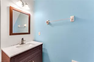 2201 Cape Heather Cir, Cape Coral, FL 33991 - Photo 19