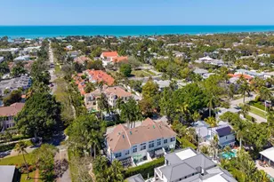 165 5th St S, Naples, FL 34102 - Photo 19