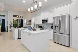 7840 Valencia Ct, Naples, FL 34113 - Photo 17
