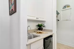 7840 Valencia Ct, Naples, FL 34113 - Photo 19