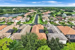 7840 Valencia Ct, Naples, FL 34113 - Photo 5