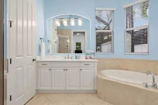7840 Valencia Ct, Naples, FL 34113 - Photo 33