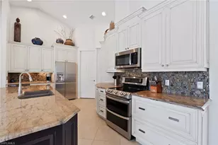 8949 Lely Island Cir, Naples, FL 34113 - Photo 11