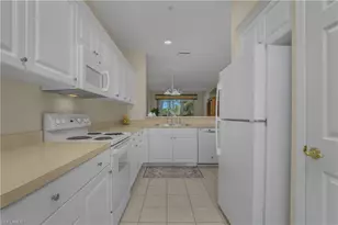 4863 Hampshire Ct, Naples, FL 34112 - Photo 15