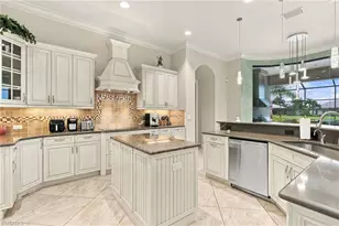 6590 Costa Cir, Naples, FL 34113 - Photo 9
