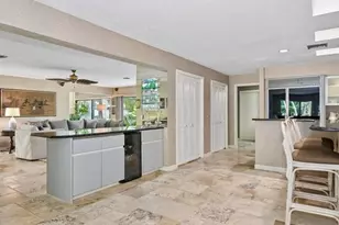 8 Stonehedge Point, Naples, FL 34105 - Photo 7