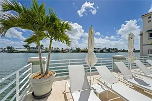 4560 Gulf Shore Blvd N, Naples, FL 34103 - Photo 1