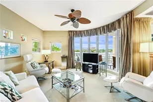 4560 Gulf Shore Blvd N, Naples, FL 34103 - Photo 3