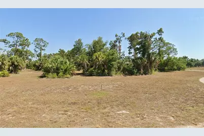 373 Albatross Rd, Rotonda West, FL 33947 - Photo 1