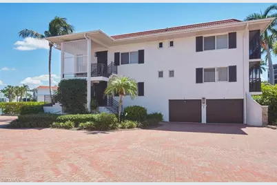 2230 Gulf Shore Blvd N #T4, Naples, FL 34102 - Photo 17