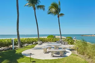 2230 Gulf Shore Blvd N, Naples, FL 34102 - Photo 33
