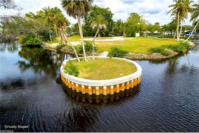 27211 Del Ln, Bonita Springs, FL 34135 - Photo 3