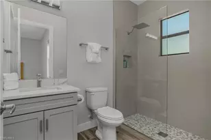 2819 SW 35th Ln, Cape Coral, FL 33914 - Photo 29