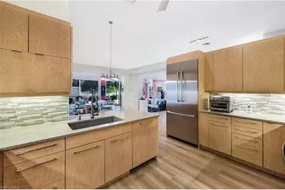 353 Carlton Pl #33, Naples, FL 34108 - Photo 11
